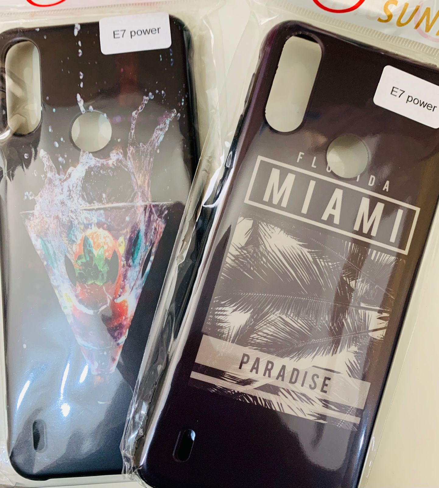 Capa Masculina Desenhada Motorola E20  - Capinhas para Celular - Central - unidade    Cod. CP MASC MT E20 